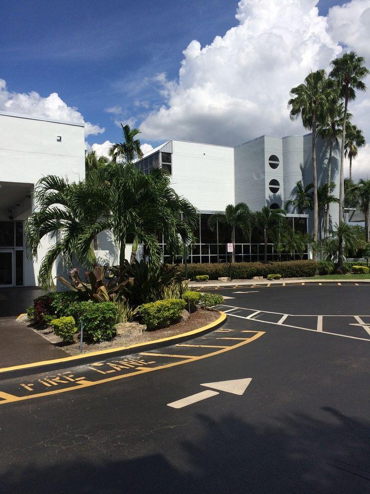 Sawgrass Grand Hotel And Suites Sports Complex سَنرايز المظهر الخارجي الصورة