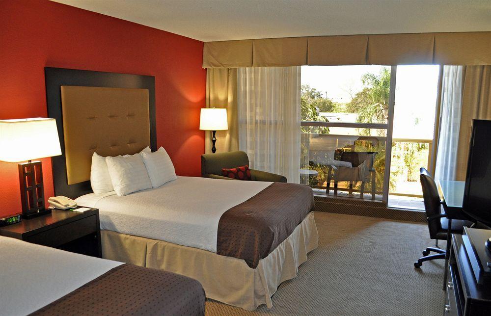 Sawgrass Grand Hotel And Suites Sports Complex سَنرايز المظهر الخارجي الصورة