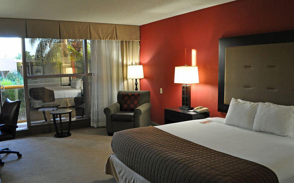 Sawgrass Grand Hotel And Suites Sports Complex سَنرايز المظهر الخارجي الصورة