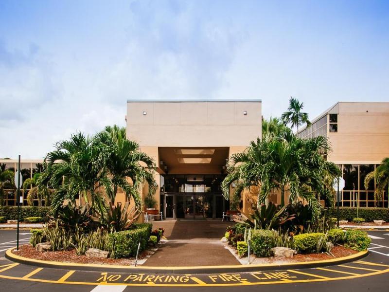 Sawgrass Grand Hotel And Suites Sports Complex سَنرايز المظهر الخارجي الصورة