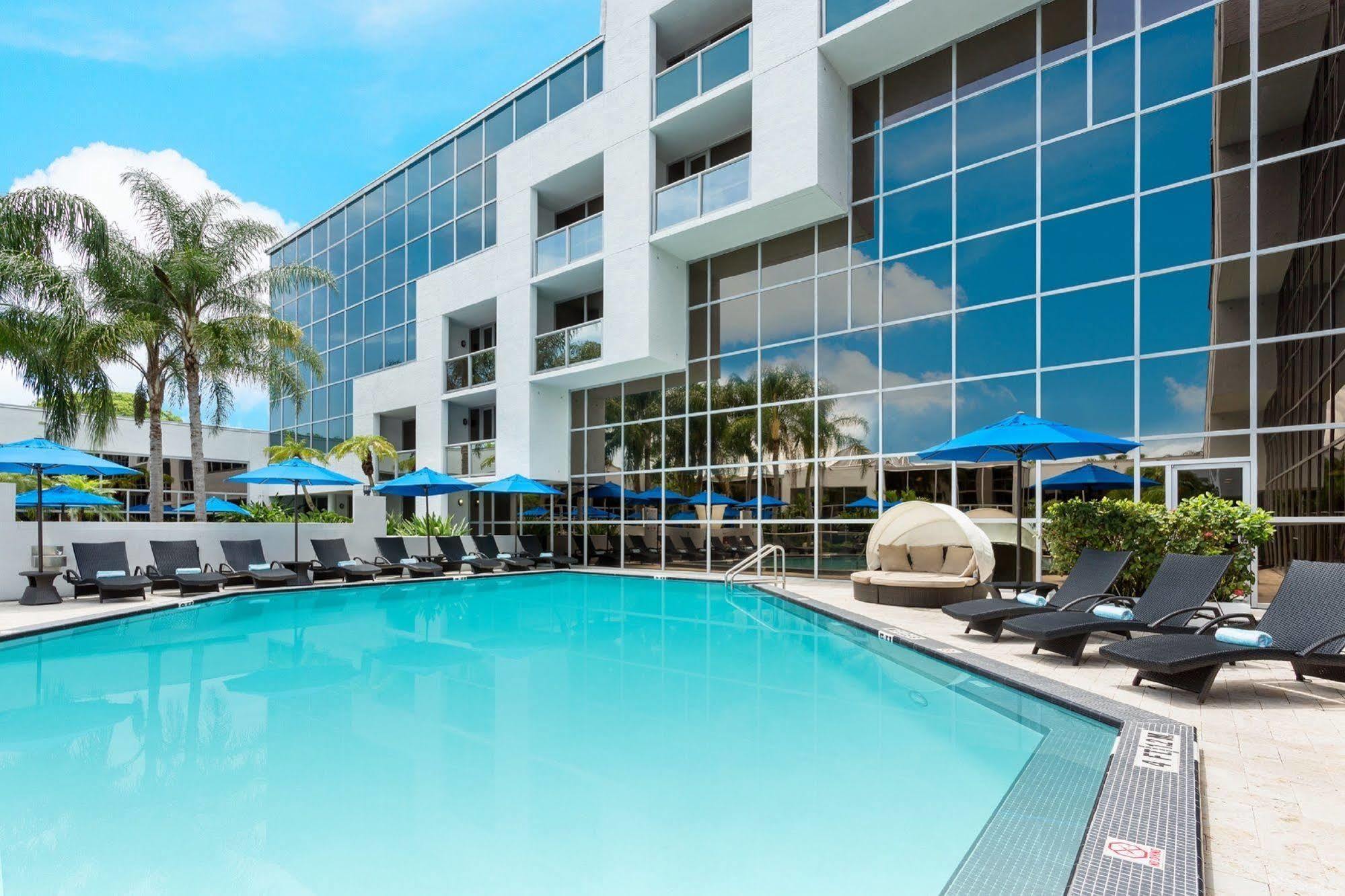 Sawgrass Grand Hotel And Suites Sports Complex سَنرايز المظهر الخارجي الصورة
