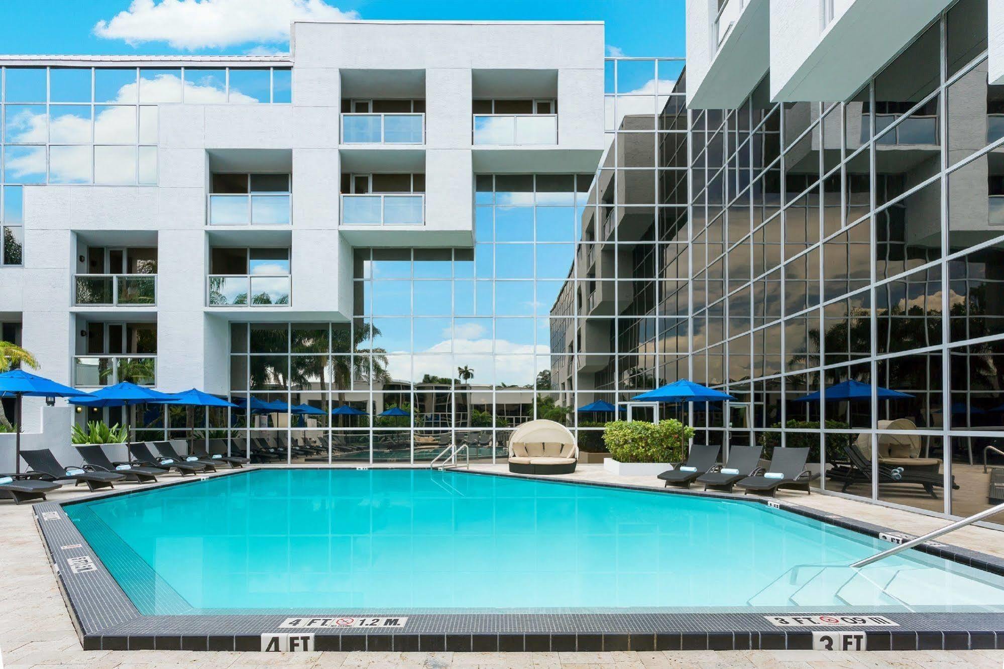 Sawgrass Grand Hotel And Suites Sports Complex سَنرايز المظهر الخارجي الصورة